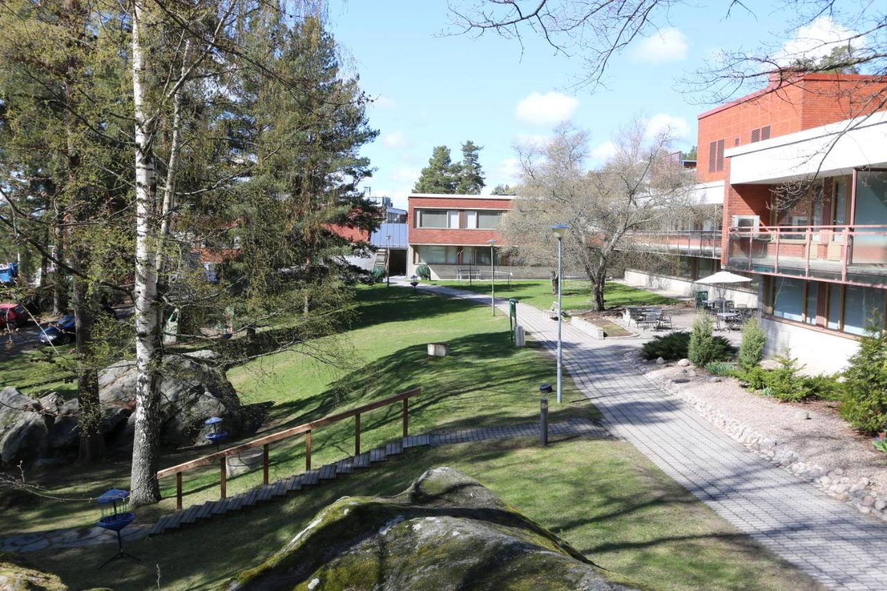 Varala Sports & Nature Hotel Tammerfors Exteriör bild
